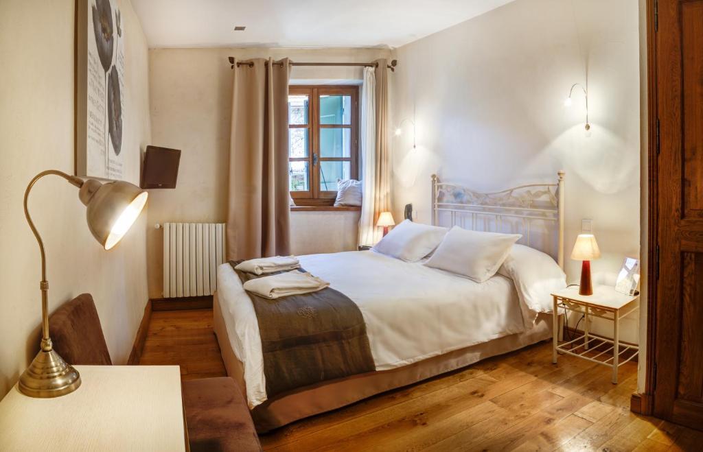Hotel Les Remparts Mirepoix  Cameră foto